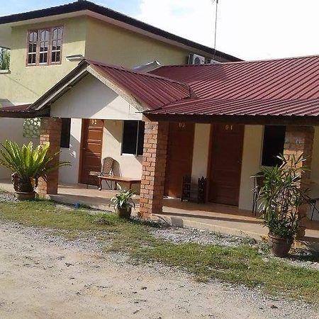 Mai Chenang Guesthouse Pantai Cenang  Exterior photo